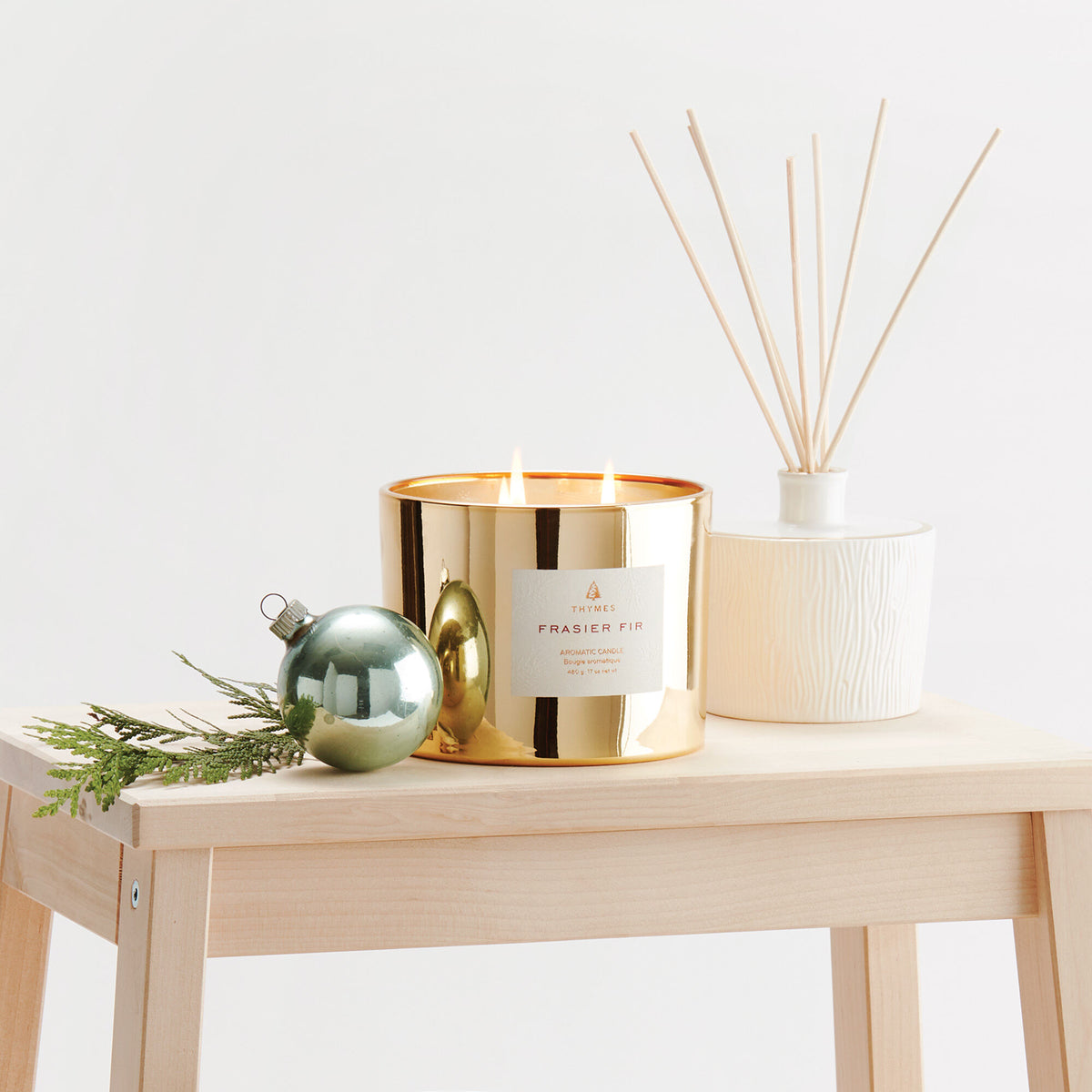 Frasier Fir Flocked 3-Wick Poured Candle main image 0